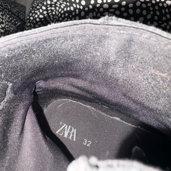 KIDS  Zara Black Equestrian Ankle Boots with Horsebit Detail - Picture 6 of 7